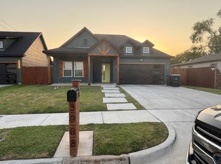 3008 Walker St, Fort Worth, TX 76105