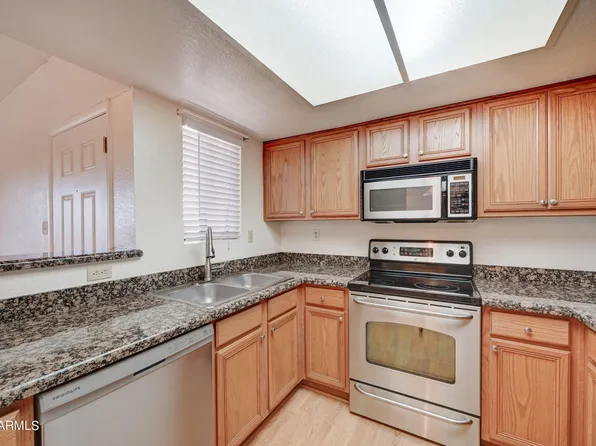 5757 W EUGIE Avenue #2008, Glendale, AZ 85304