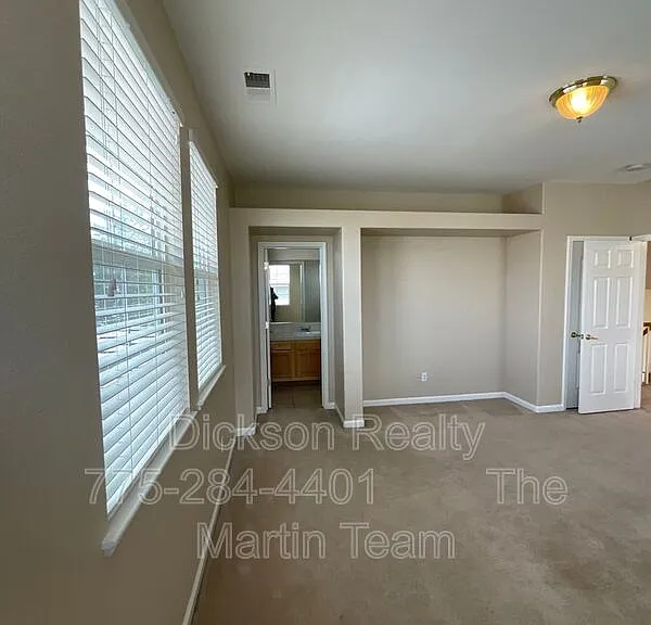 2847 Falcon Ridge Dr — Photo 30