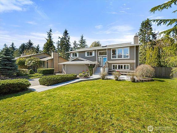 2nd image of 8006 45th Avenue W