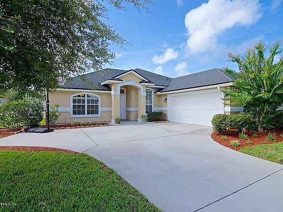 3rd image of 141 Linda Lake Ln