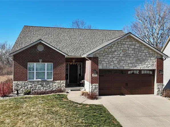 2353 Slammer Dr, Belleville, IL 62220