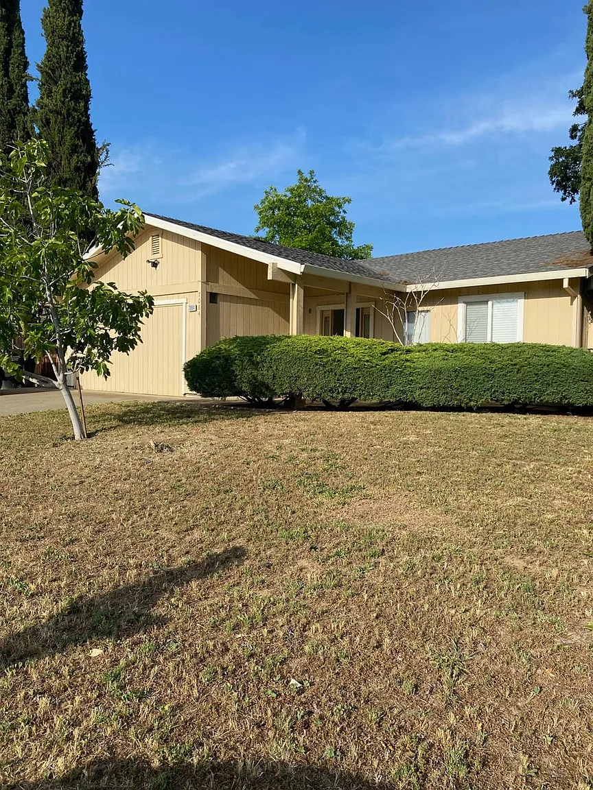 7084 Canevalley Cir photo 1