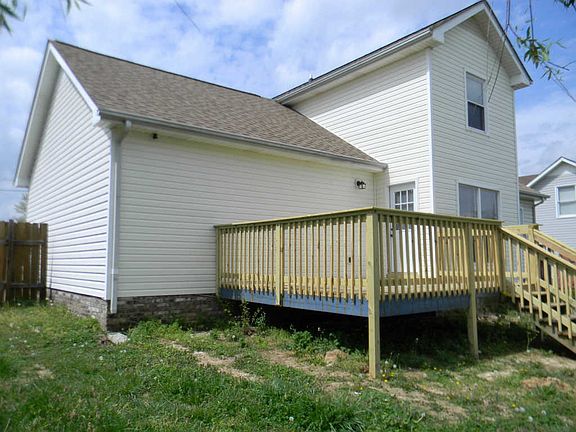 3rd image of 3741 Heather Dr