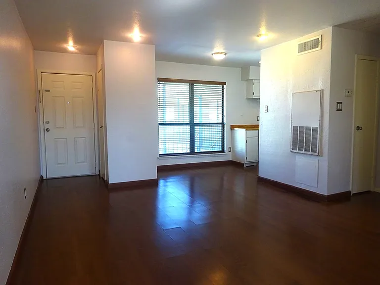 101 Stratford St #205 — Photo 5