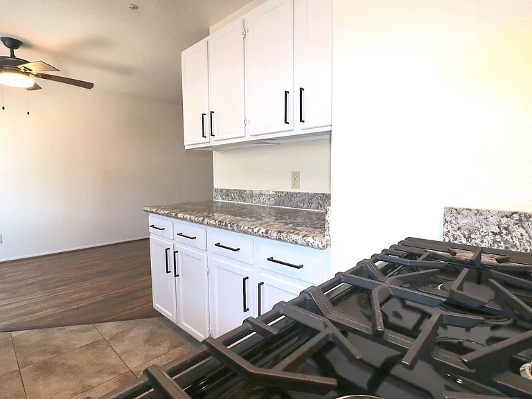 1304-48 Brunner St — Photo 24