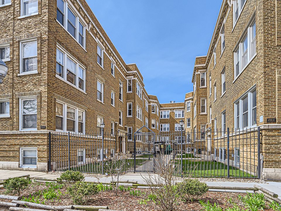 1st image of 6908 N Lakewood Ave APT 2W