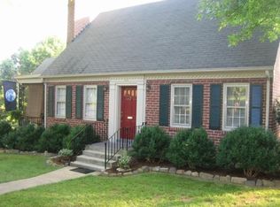 310 E Nelson St, Lexington, VA 24450