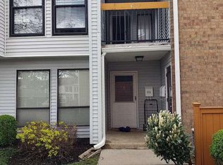 6J Dennison Dr, Hightstown, NJ 08520