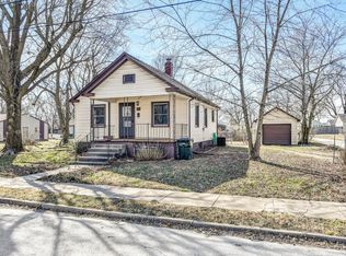 813 S West St, Mount Vernon, MO 65712