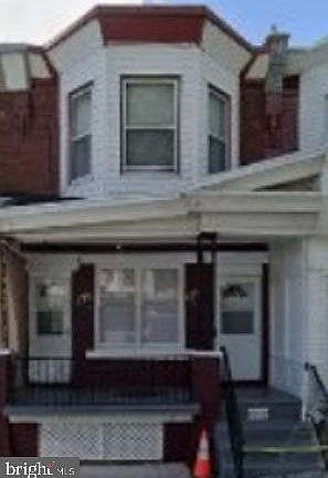 2nd image of 134 N Ruby St