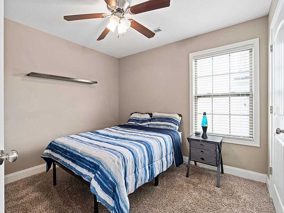 5th image of 501 Medallion Cir