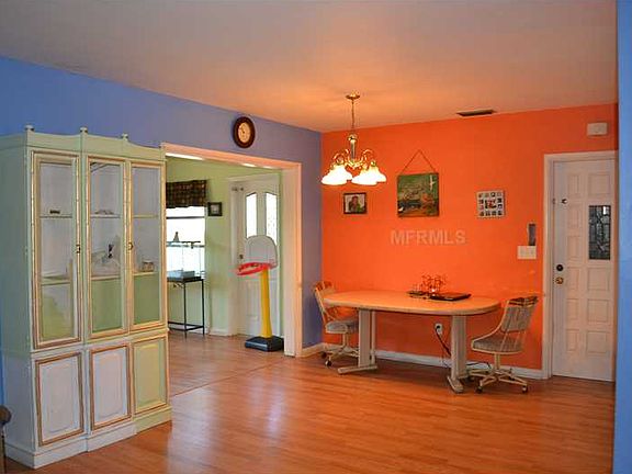 5th image of 904 Sevard Ave