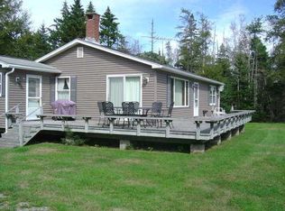 32 Arnold Rd, Bass Harbor, ME 04653
