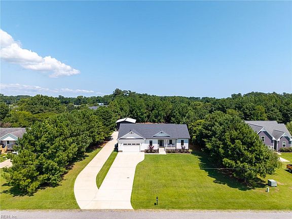 2nd image of 122 Elliot Rd