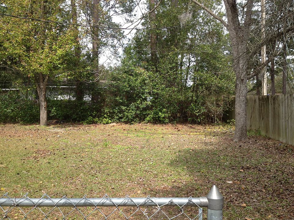 2nd image of 800 W Tharpe St