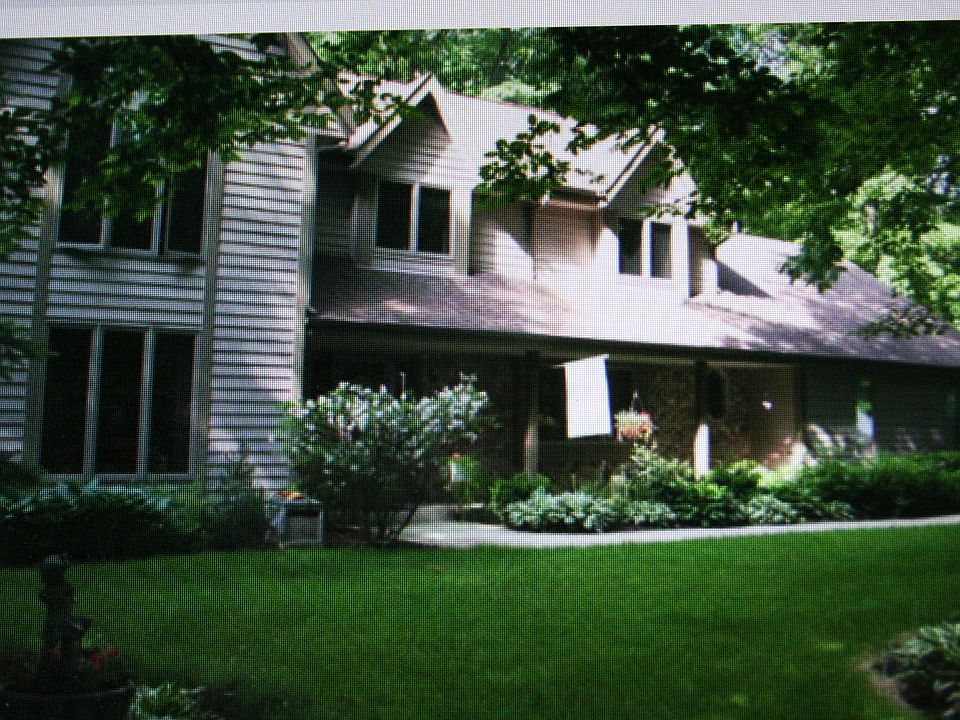 1st image of 6215 Shamrock Ln