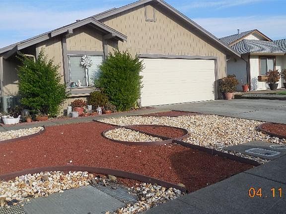3rd image of 168 Copper Way