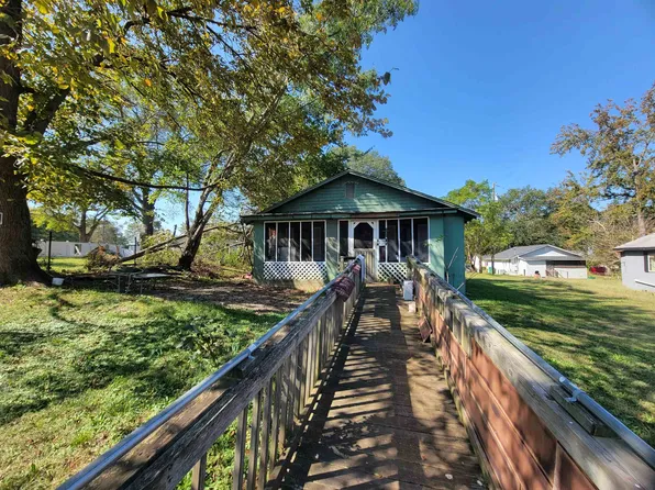 312 S Lee St, Chesnee, SC 29323