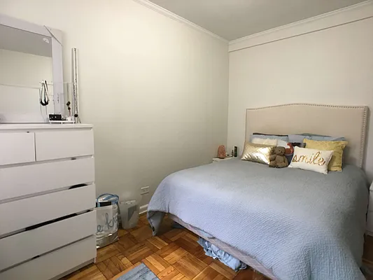 Rented by Compass | media 10