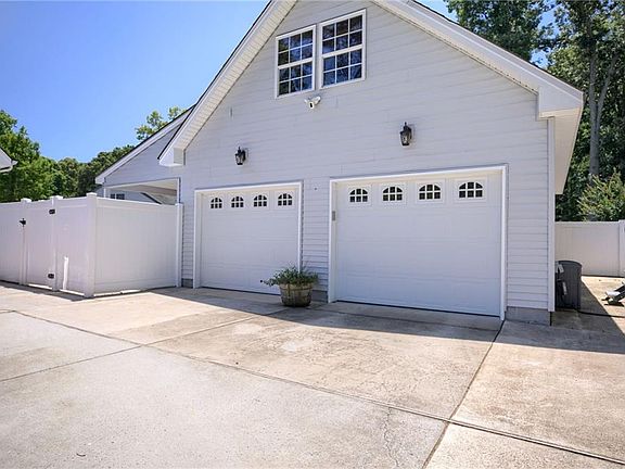 2nd image of 4737 Condor Dr