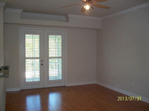 5th image of 606 King Neptune Ln