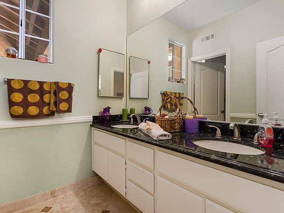 4th image of 743 Marsopa Dr