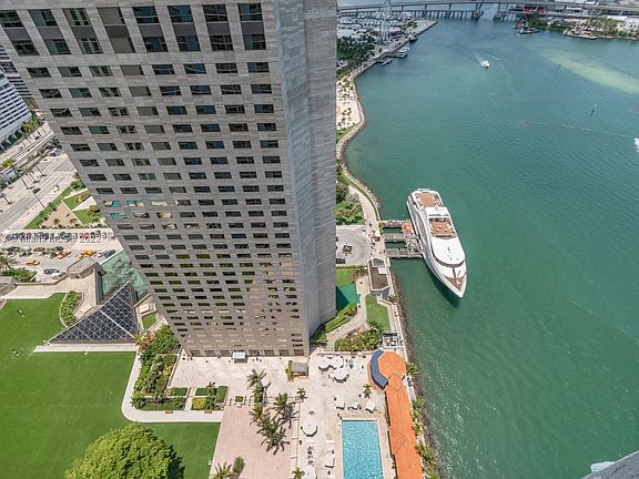 2nd image of 335 Biscayne Blvd #3710