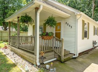 2233 N Drake Rd, Kalamazoo, MI 49006