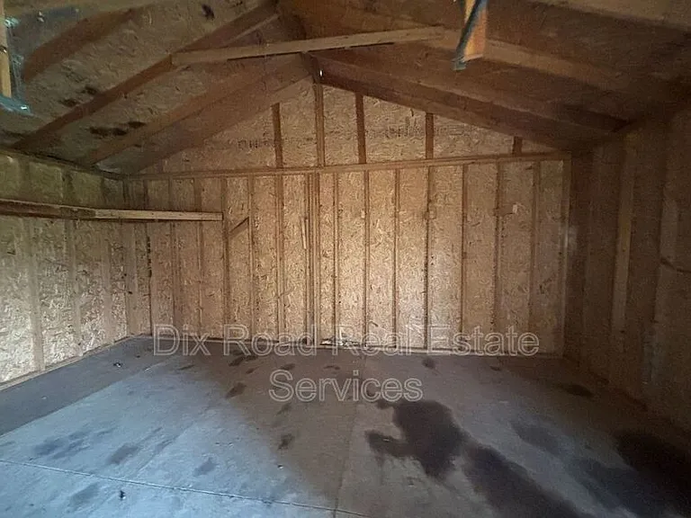 460 Peyton Dr — Photo 6