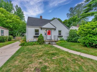 1900 Dallas Ave, Royal Oak, MI 48067