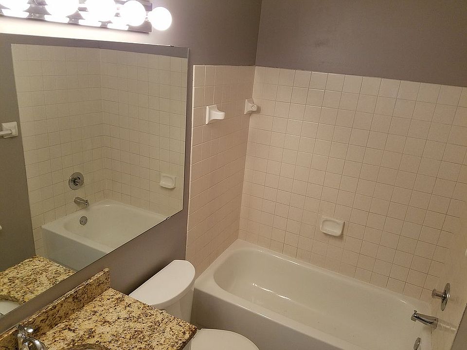 2nd image of 2470 A Cobble Hill Alcove #A