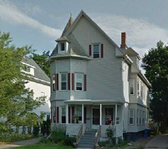 81 Wheeler Ave, Cranston, RI, 02905