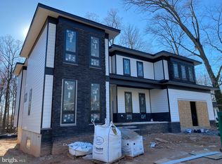 5830 Fitzhugh St, Burke, VA 22015