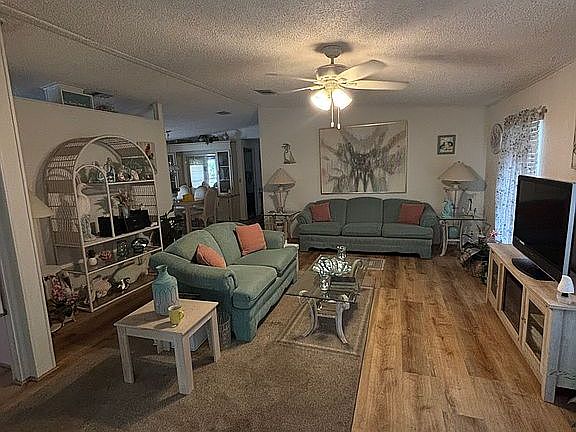 4th image of 7010 Date Palm Ln