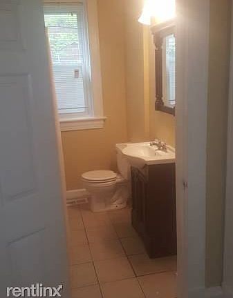 3rd image of 3317 Humphrey St #A
