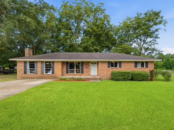 101 Forrest Dr, Petal, MS 39465