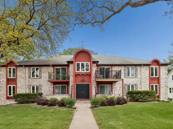 421 42nd St APT 2, Des Moines, IA 50312