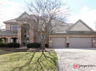 29033 N Brassie Ct, Mundelein, IL 60060