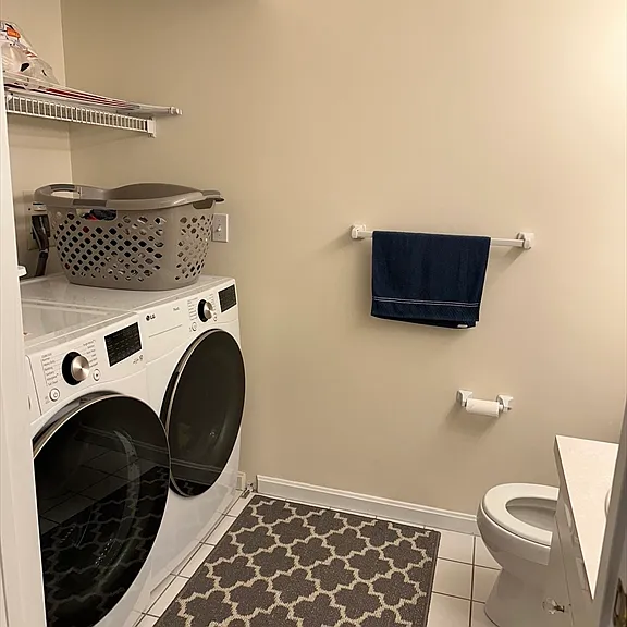 661 Lowell St #18 — Photo 8