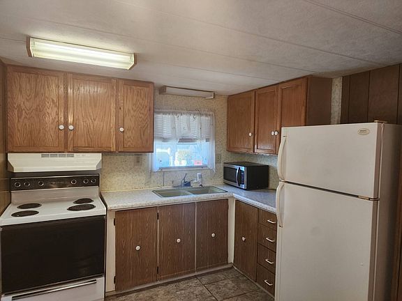 4th image of 6372 126th Ave #80