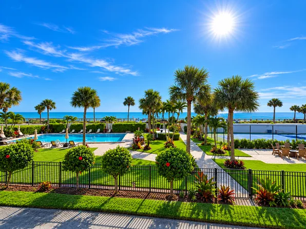 4141 Ocean Dr APT 205, Vero Beach, FL 32963