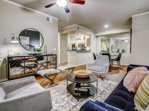 1100 Meredith Ln
