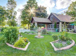 8002 N Casey Rd, Edgerton, WI 53534