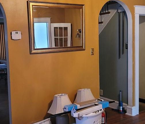 3rd image of 907 Macdade Blvd