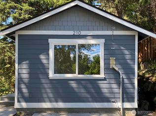 210 S 173rd Pl #1, Seattle, WA