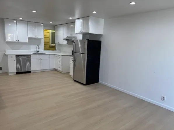 1740 Oakdale Ave #1740, San Francisco, CA 94124