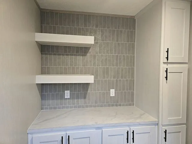 79 E Dorsey Ln #12 — Photo 4