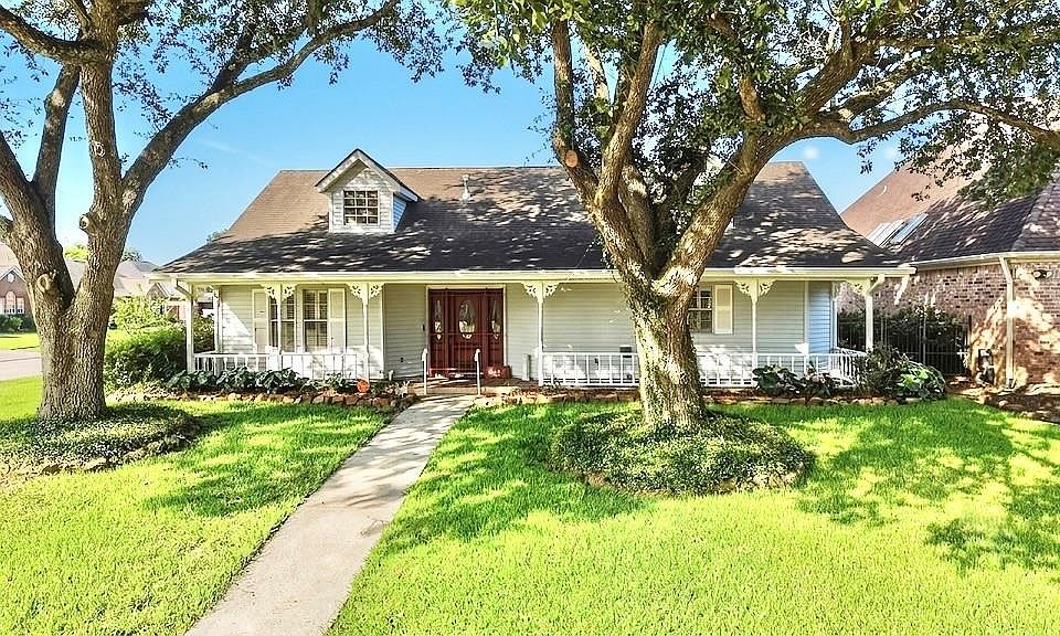 1st image of 3116 Pebble Beach Ln
