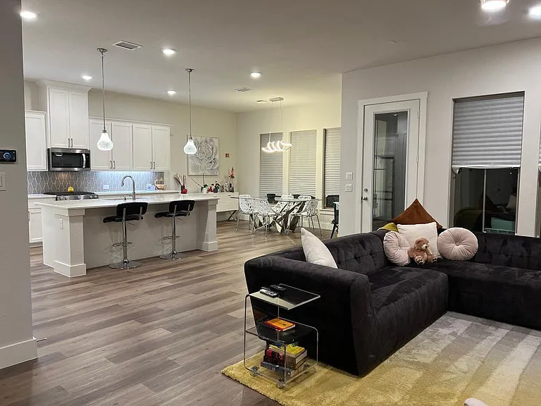 635 Verrine Way — Photo 8